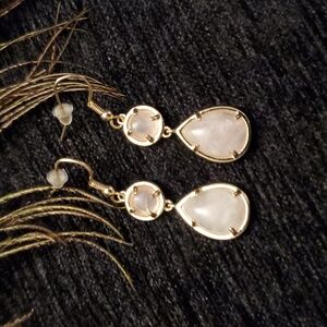 Genuine ROSE QUARTZ Prong Set In Gold Teardrop Dangle Drop Wire Hook Earrings